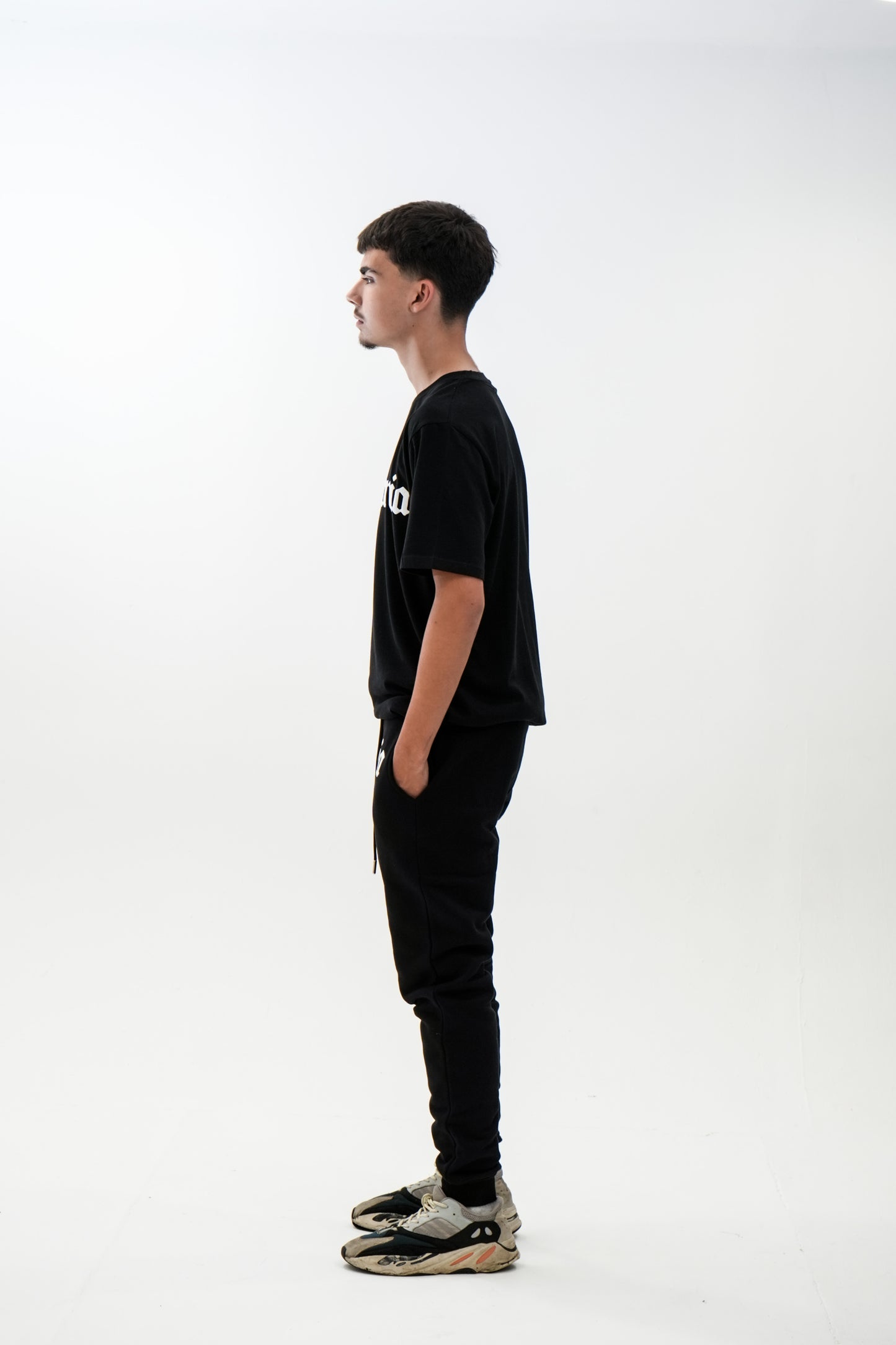 Oversized T-Shirt - Black